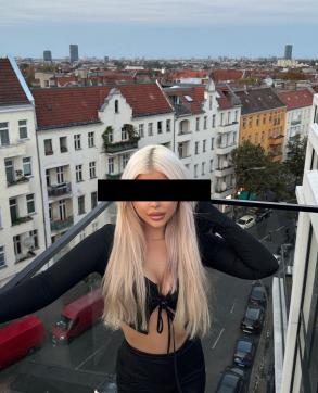 Angelina - Escort lady Hamburg 2