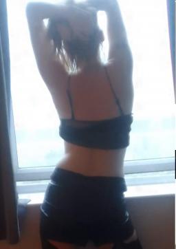 DARCY - Escort lady Hertford 3