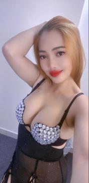 Suka Full Service Kink in the sheets - Escort lady Abu Dhabi 2