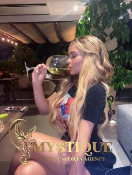 Carol Mystique - Escort lady London 3