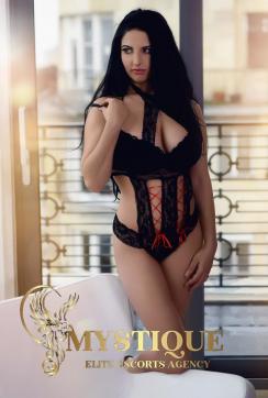 Leyla Mystique - Escort lady London 2