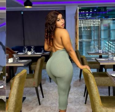 Ashley - Escort lady Abidjan 4