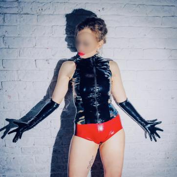 Mistress - O - Escort dominatrix Berlin 2