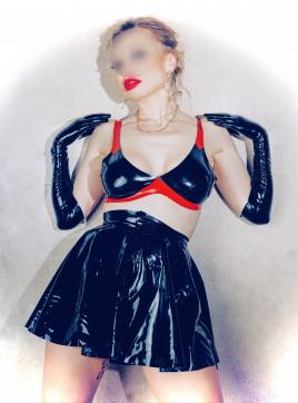 Mistress - O - Escort dominatrix Berlin 3