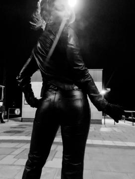 Mistress - O - Escort dominatrix Berlin 9
