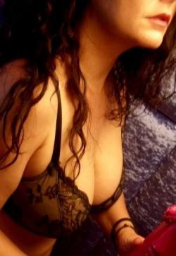 Iris - Escort lady Athens 3