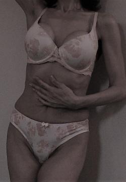 Hope - Escort ladies Toronto 1