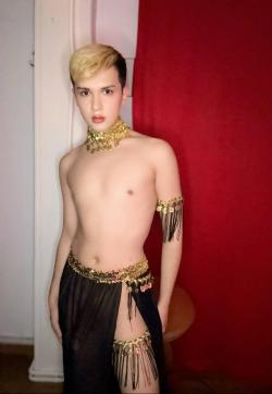 Renat - Escort gays Istanbul 1