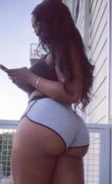 shania - Escort lady Dubai 2