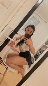La courtisane Melinda - Escort lady Chambéry 11
