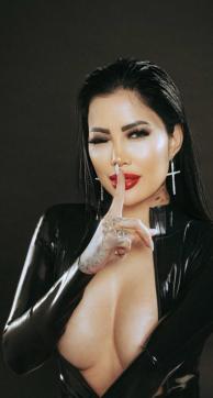 Lady Siaki - Escort dominatrix Berlin 10