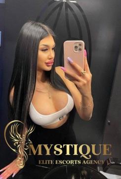 Yssa Mystique - Escort lady London 3