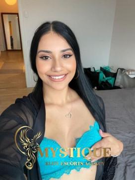 Amelia Mystique - Escort lady London 2