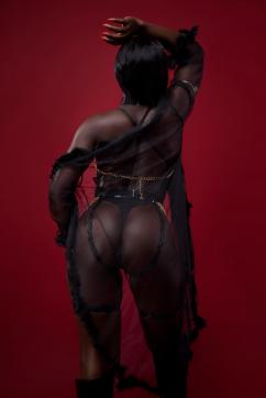 Roxy - Escort lady Tangier 2