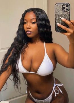 Lori - Escort lady Dubai 4