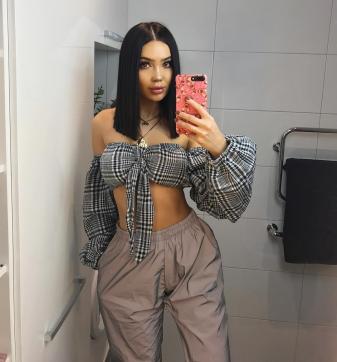 AMANDA PALACE - Escort lesbian Dubai 11