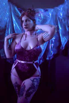 Rena Von Caustic - Escort lady Madrid 12