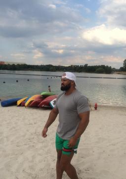 Toni - Escort mens Düsseldorf 2