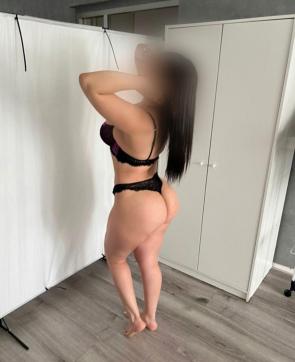 Yassmine - Escort lady Casablanca 3