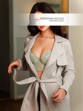 Amira - Escort lady Hamburg 7