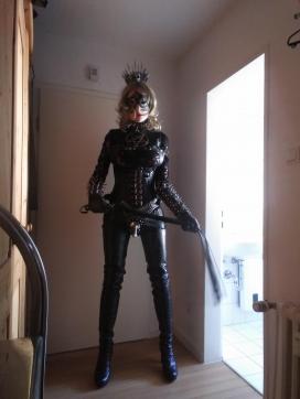 TV Domina Isabelle - Escort trans Mülheim an der Ruhr 10