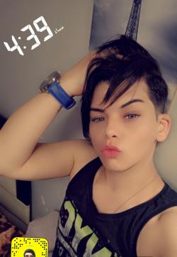 juod - Escort gays Istanbul 1