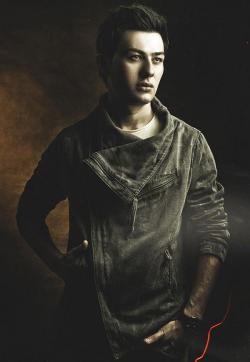 Zoirbek - Escort gays Dubai 1