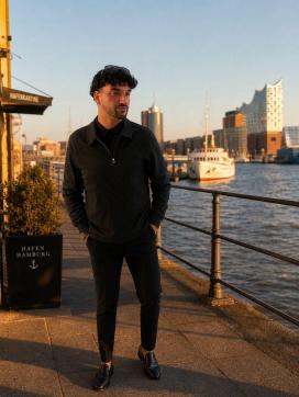 MrArtur - Escort gay Cologne 4