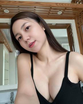 shally - Escort lady Denpasar 4