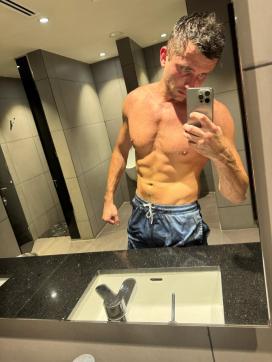 Jade - Escort mens Dubai 4