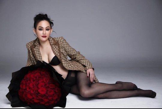 Mona - Escort lady London 8