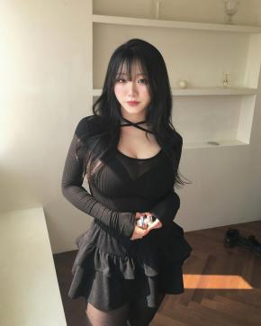 Kawabata Fuyu na - Escort lady Tokio 4