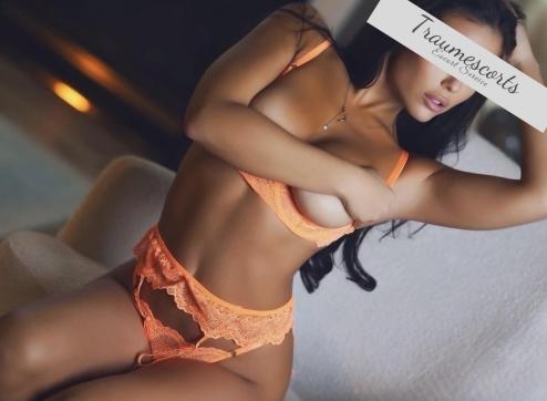 Ava - Escort lady Hamburg 2