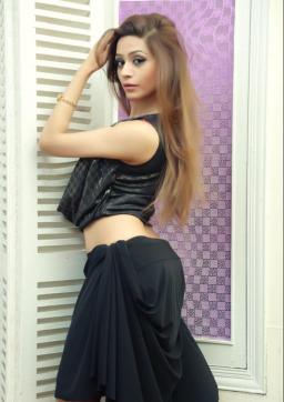 Mona Agarwal - Escort lady Dubai 2