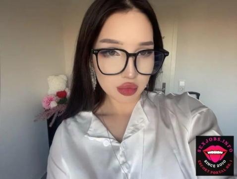 Sonya 18 - Escort lady Berlin 6