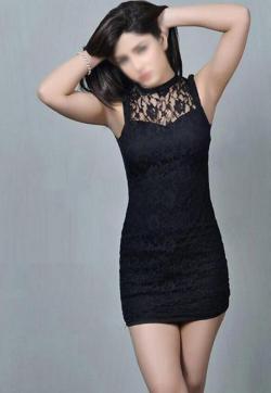 Shivani Arya - Escort lady Dubai 1