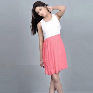 Shivani Arya - Escort lady Dubai 2