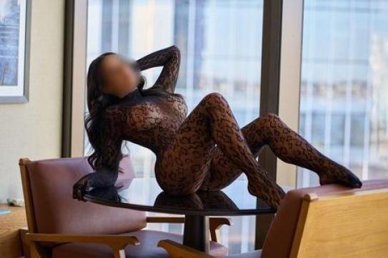 Mia Rossi - Escort lady Perth AU 3