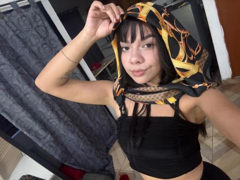 Isa Bonie - Escort lady Brussels 2