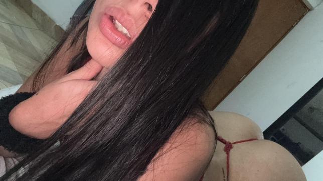 Isa Bonie - Escort lady Brussels 8