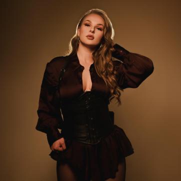 Lorelei - Escort bizarre lady Berlin 7