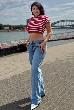 Camila - Escort lady London 5