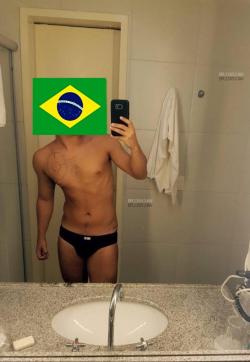 Lorenzo hot - Escort gays Cassel 1