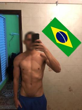 Lorenzo hot - Escort gay Cassel 3