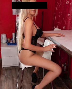 Victoria - Escort lady Kiel 4