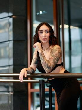 Nay - Escort lady London 5