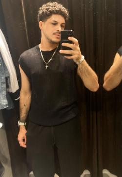 Osman - Escort gays Havana 1