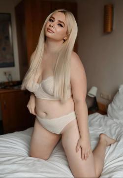 Camellia - Escort ladies Bonn 1