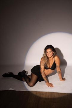 Gizelle - Escort lady London 8