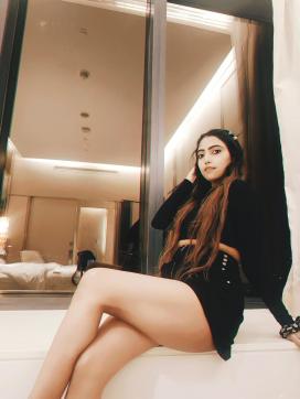 Model Sexy Hina - Escort lady Kuala Lumpur 2